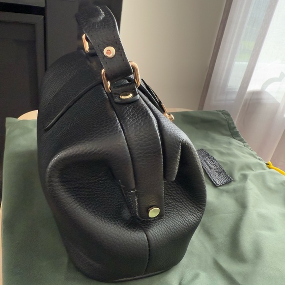 Beautiful Soft Leather Doctor's Style Bag - Picture 3 of 4